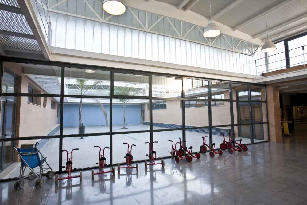 U-Channel Glass